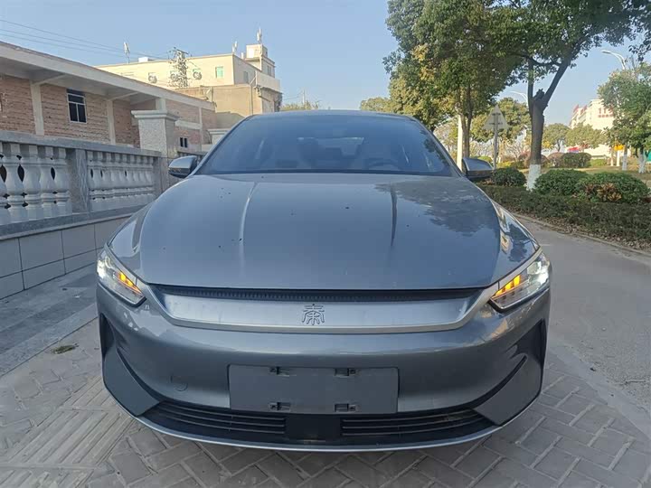 Фото 3 - BYD Qin Plus