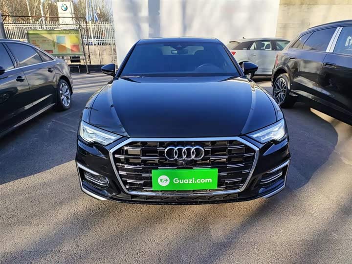 Фото 3 - Audi A6L