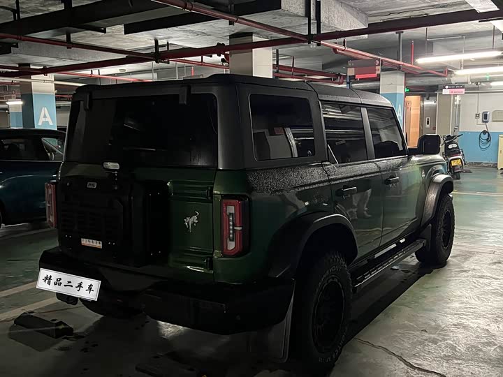 Фото 4 - Ford Bronco