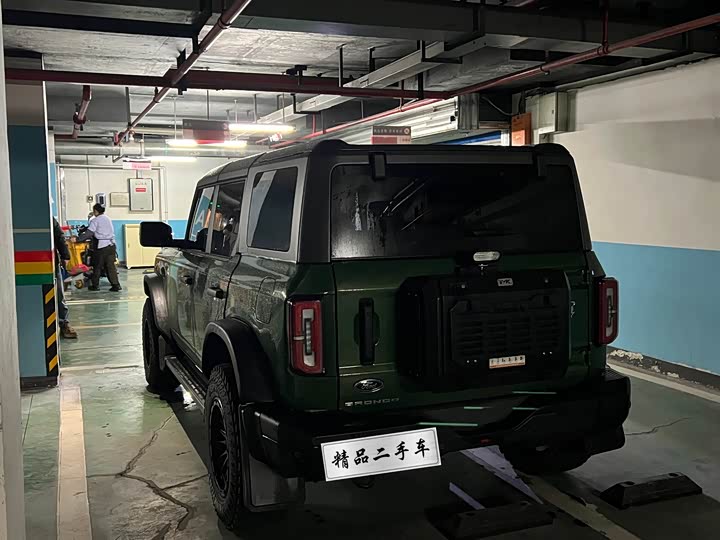 Фото 6 - Ford Bronco