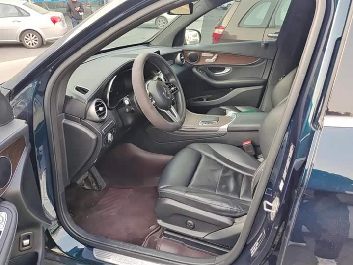 Фото 9 - Mercedes-Benz GLC-Class