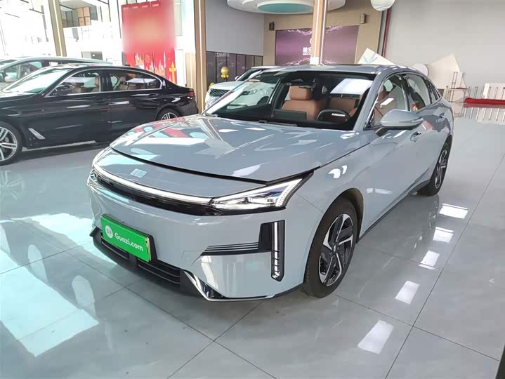 Фото 2 - Geely Galaxy L6