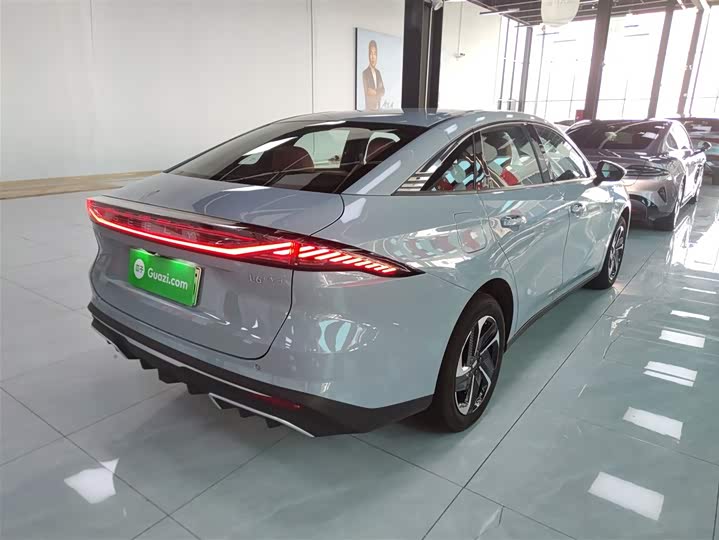 Фото 7 - Geely Galaxy L6