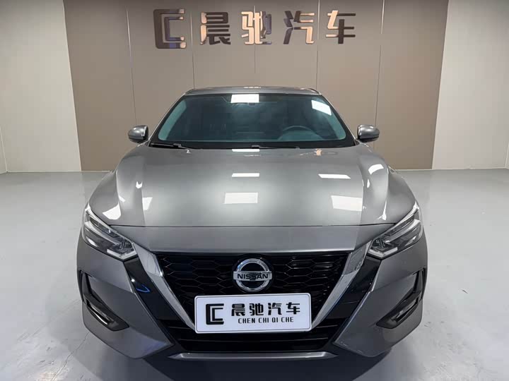 Фото 2 - Nissan Sylphy