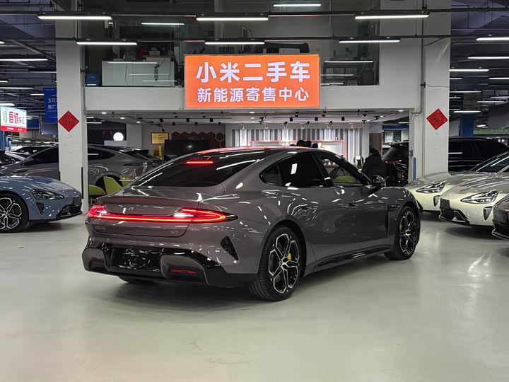 Фото 2 - Xiaomi SU7