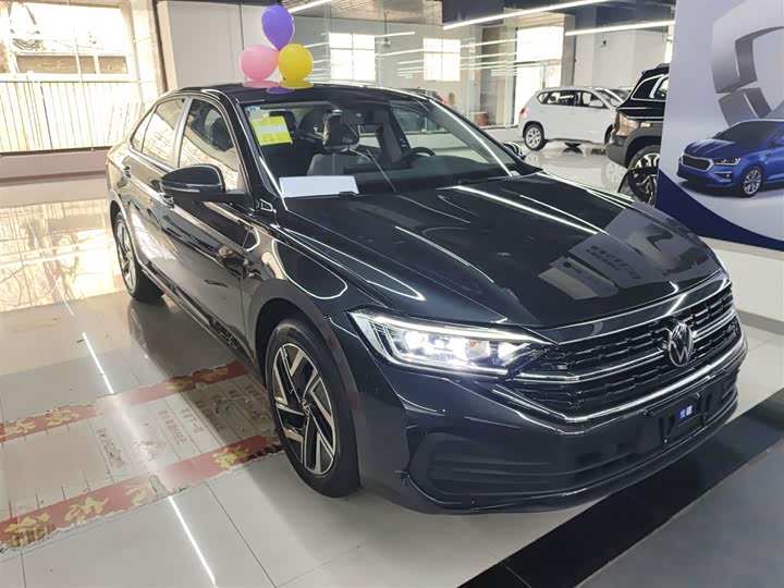 Фото 4 - Volkswagen Sagitar L