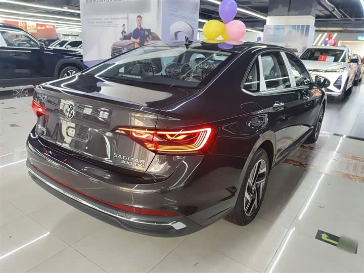 Фото 7 - Volkswagen Sagitar L