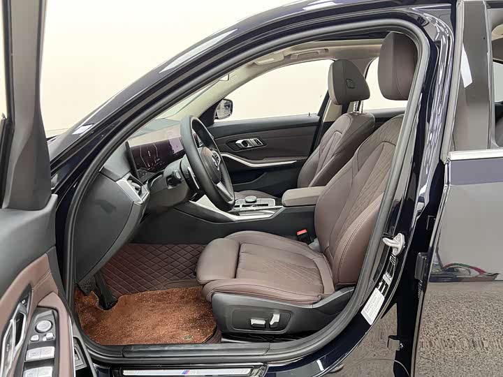 Фото 9 - BMW 3 Series