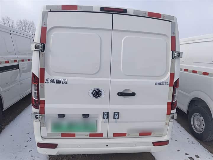 Фото 6 - Dongfeng EM27