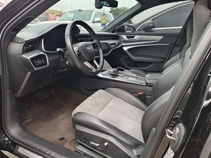 Фото 8 - Audi A6L