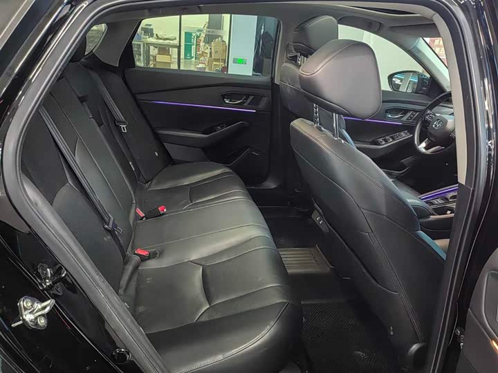 Фото 9 - Honda Accord