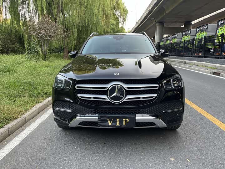 Фото 2 - Mercedes-Benz GLE-Class
