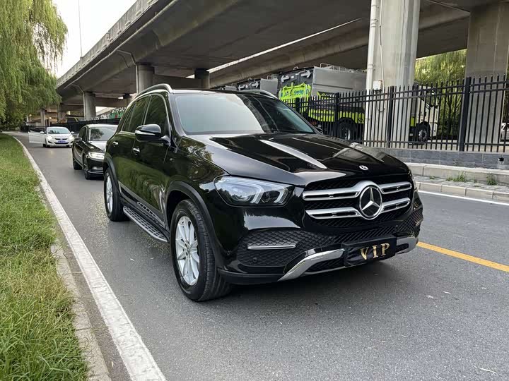 Фото 3 - Mercedes-Benz GLE-Class