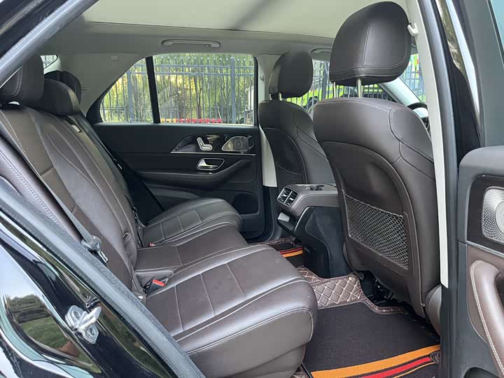 Фото 8 - Mercedes-Benz GLE-Class