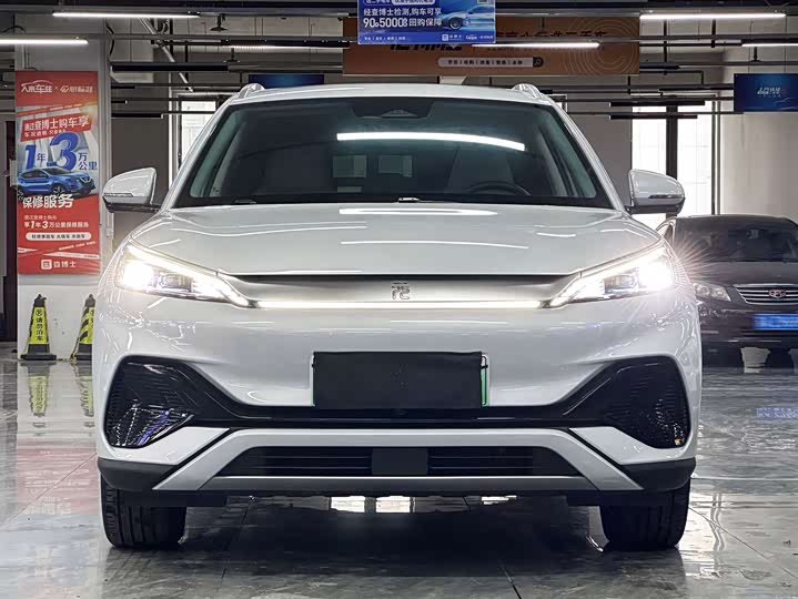 Фото 2 - BYD Yuan Plus