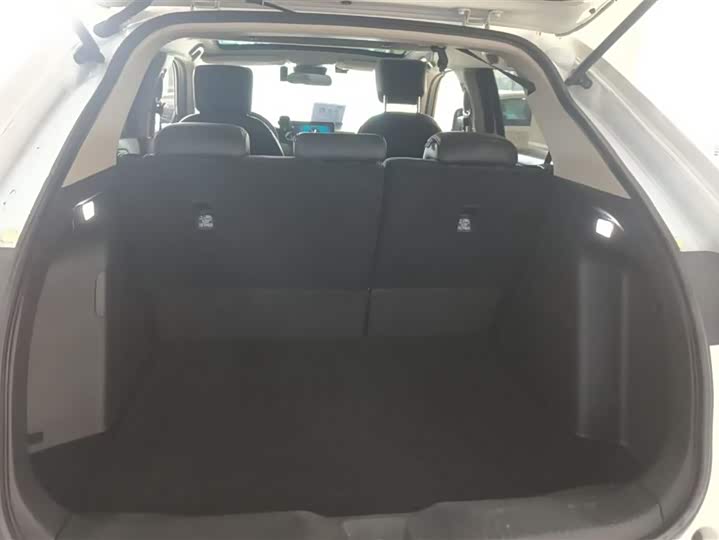 Фото 4 - Honda Vezel