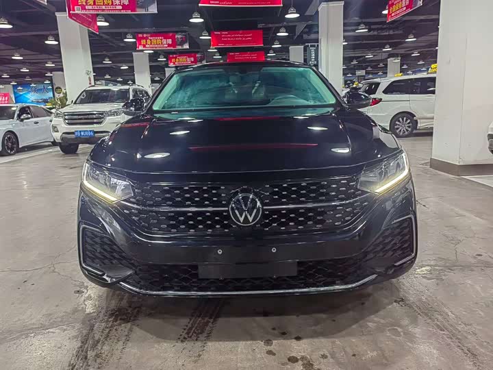 Фото 2 - Volkswagen Passat