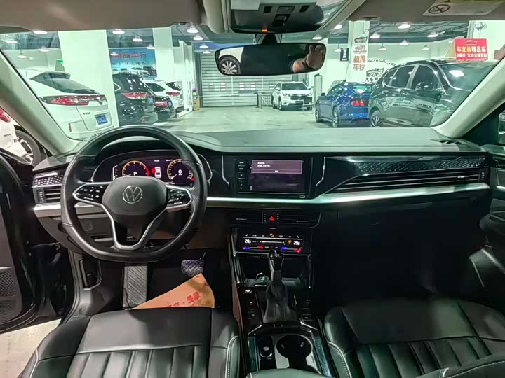 Фото 4 - Volkswagen Passat