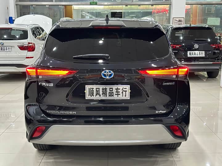 Фото 5 - Toyota Highlander