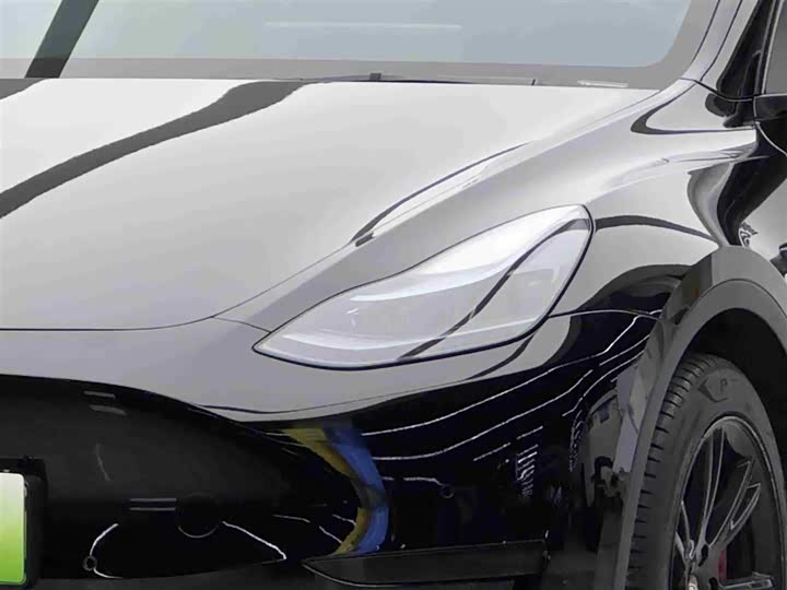 Фото 3 - Tesla Model Y