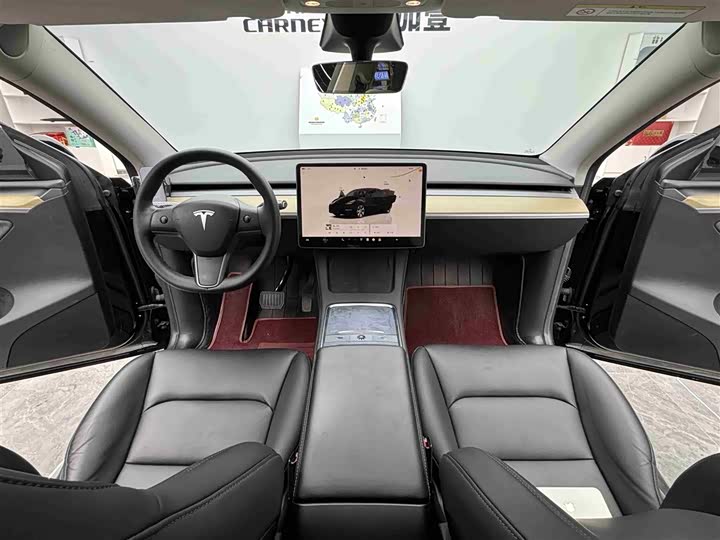 Фото 9 - Tesla Model Y