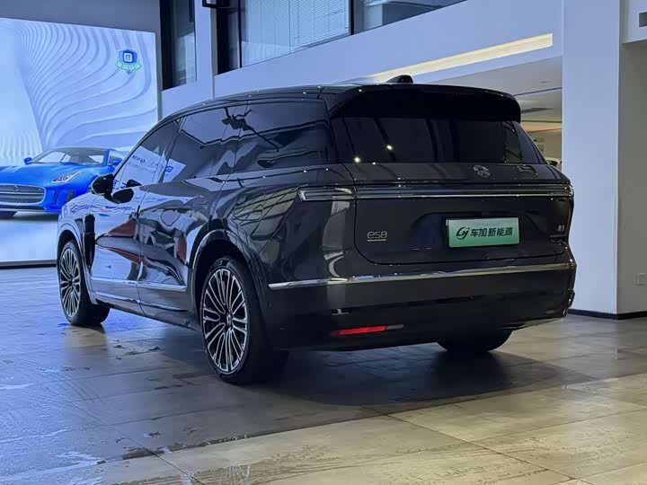 Фото 8 - Nio ES8