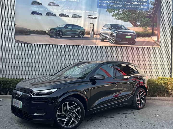 Фото 2 - Audi Q6L e-tron