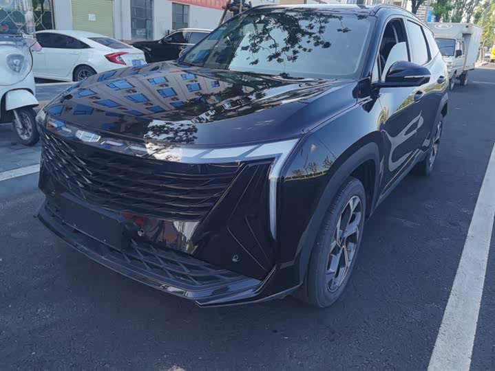 Фото 1 - Geely Atlas L