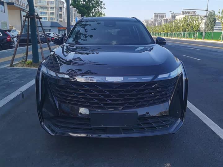 Фото 2 - Geely Atlas L