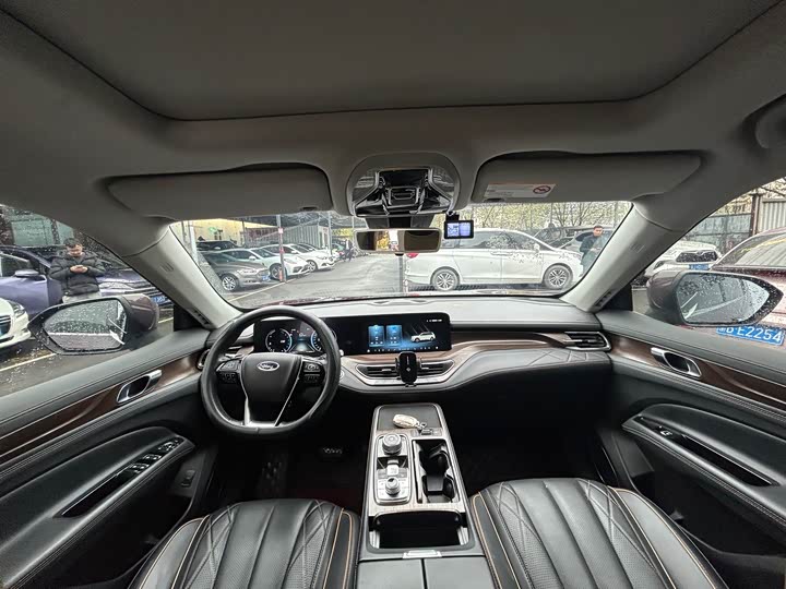 Фото 8 - Ford Equator