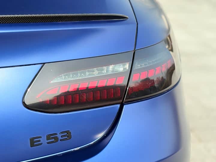 Фото 3 - Mercedes-Benz E-Class AMG