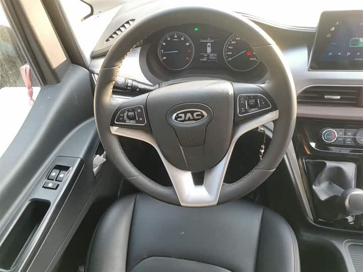 Фото 3 - JAC Refine M3