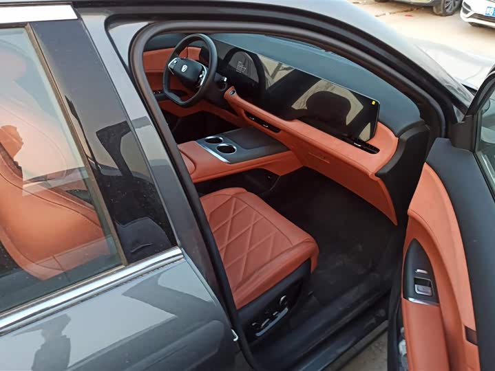 Фото 8 - Changan CS75 Plus