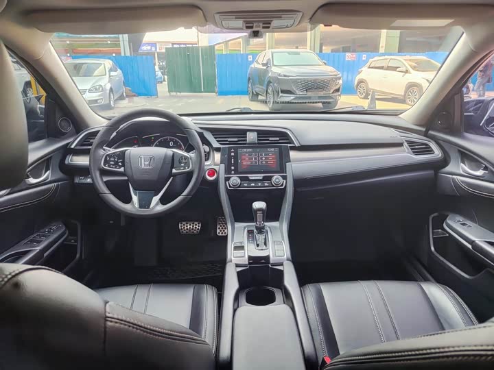 Фото 3 - Honda Civic