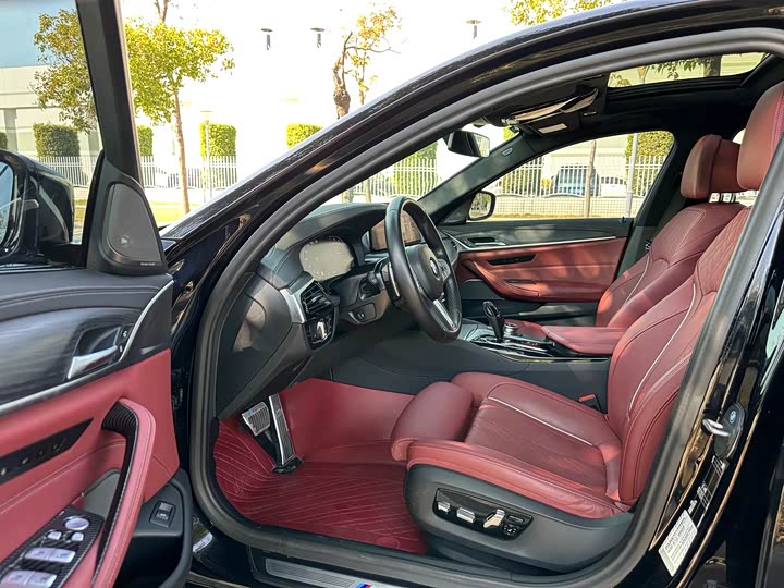 Фото 4 - BMW 5 Series