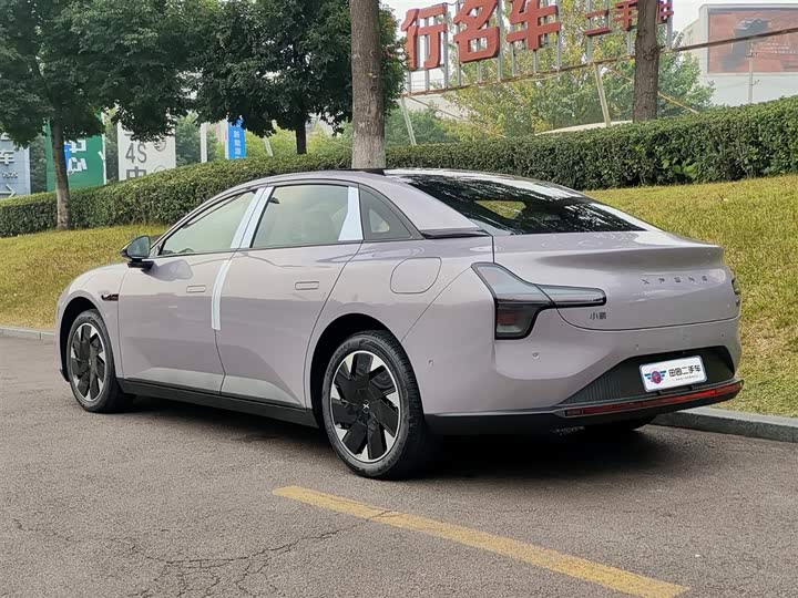 Фото 4 - XPeng Mona M03