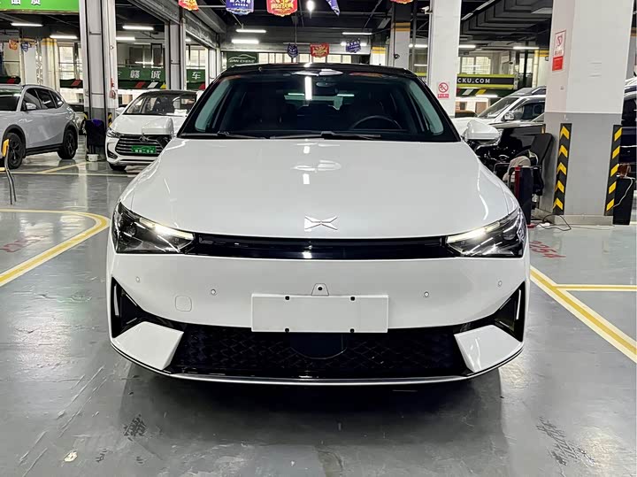 Фото 2 - XPeng P5