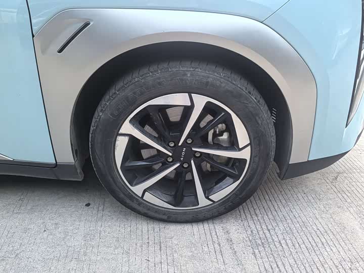 Фото 4 - GAC Aion Y