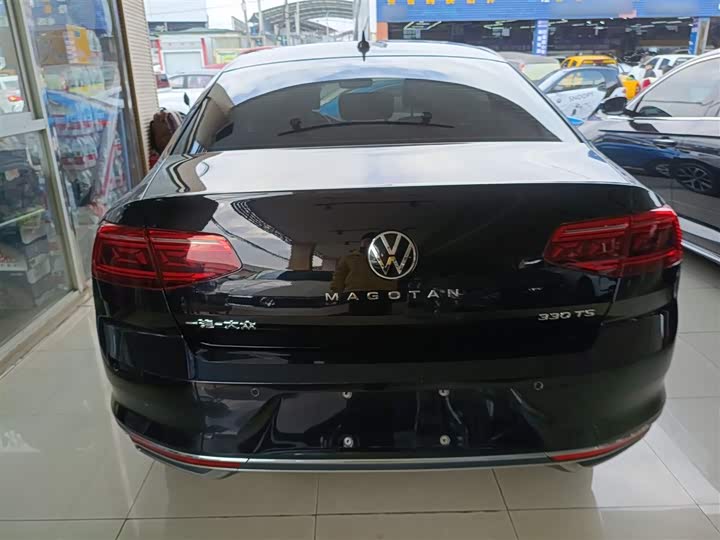 Фото 6 - Volkswagen Magotan