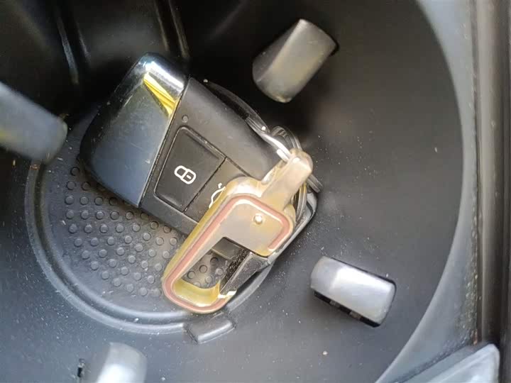 Фото 9 - Volkswagen Magotan