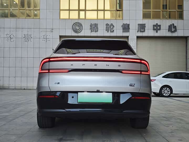 Фото 2 - XPeng G7