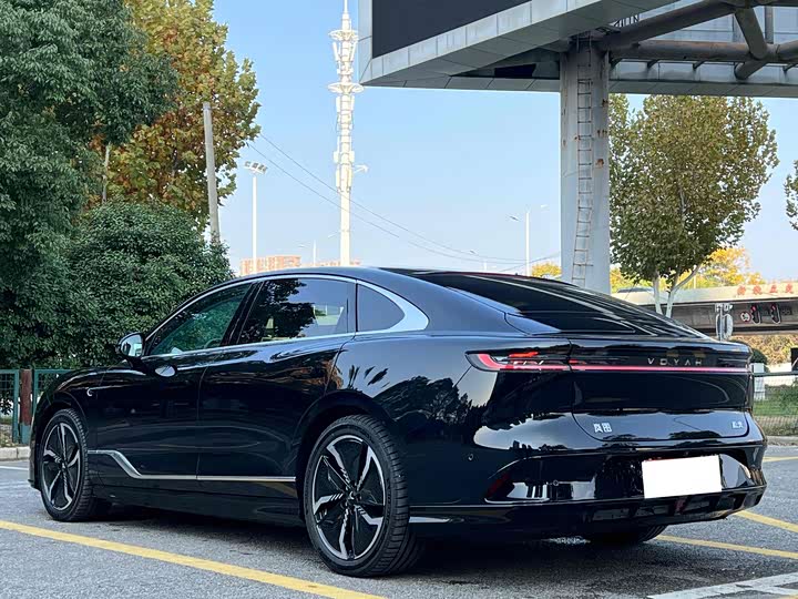 Фото 8 - Voyah Passion