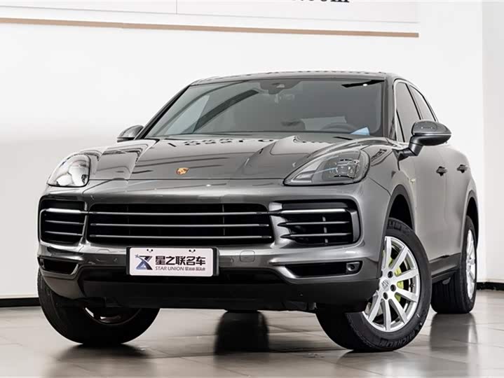 Фото 2 - Porsche Cayenne Hybrid