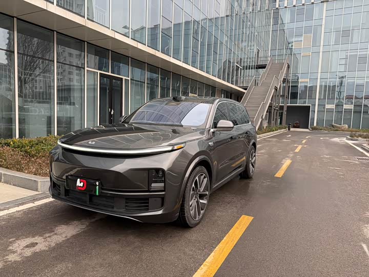 Фото 1 - LiXiang L9