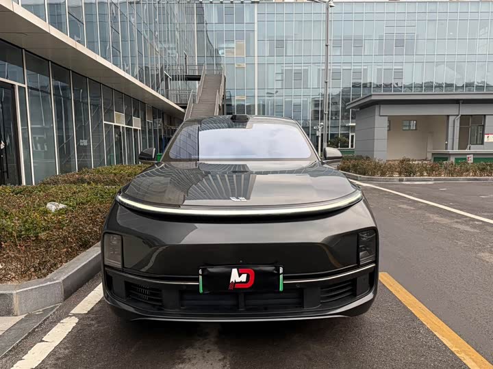 Фото 2 - LiXiang L9