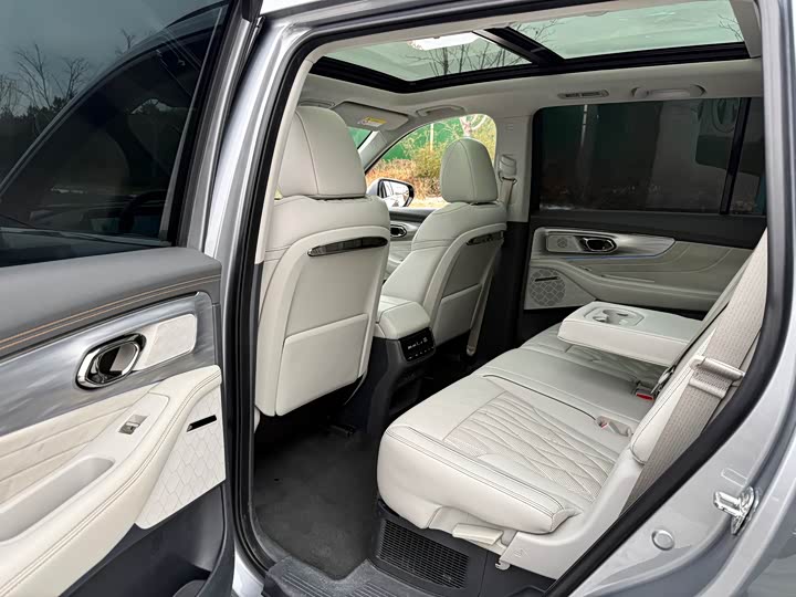 Фото 8 - GAC Trumpchi GS8