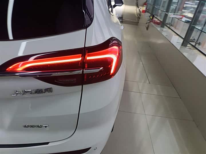 Фото 8 - Buick Envision Plus