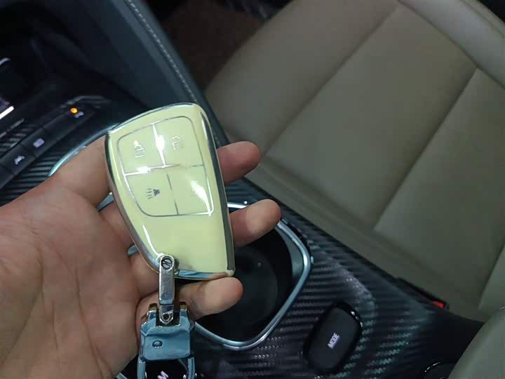 Фото 9 - Buick Envision Plus