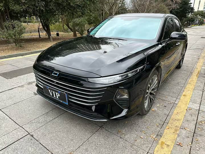 Фото 1 - Bestune B70