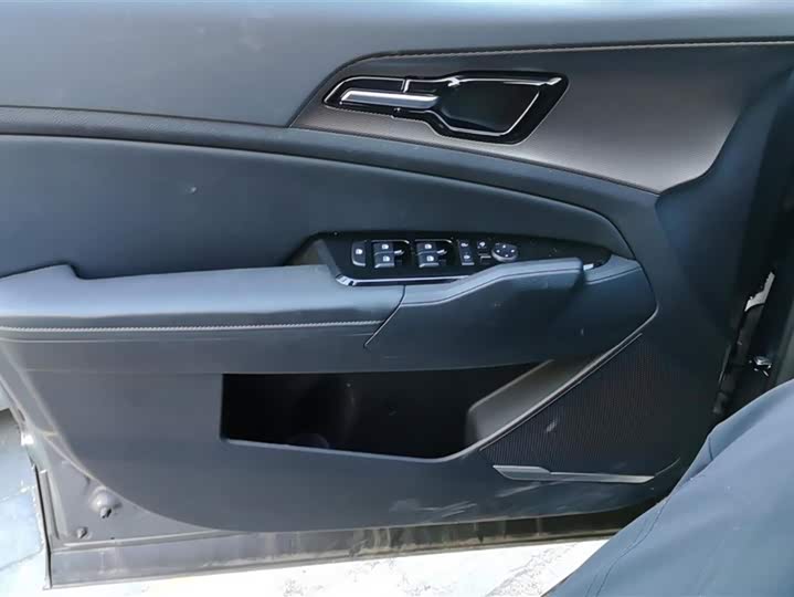 Фото 7 - Kia Sportage